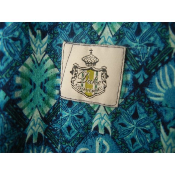 Blue print Hawaiian Shirt, Duke Kahanamona  XL coconut buttons gently preowned - Picture 4 of 7